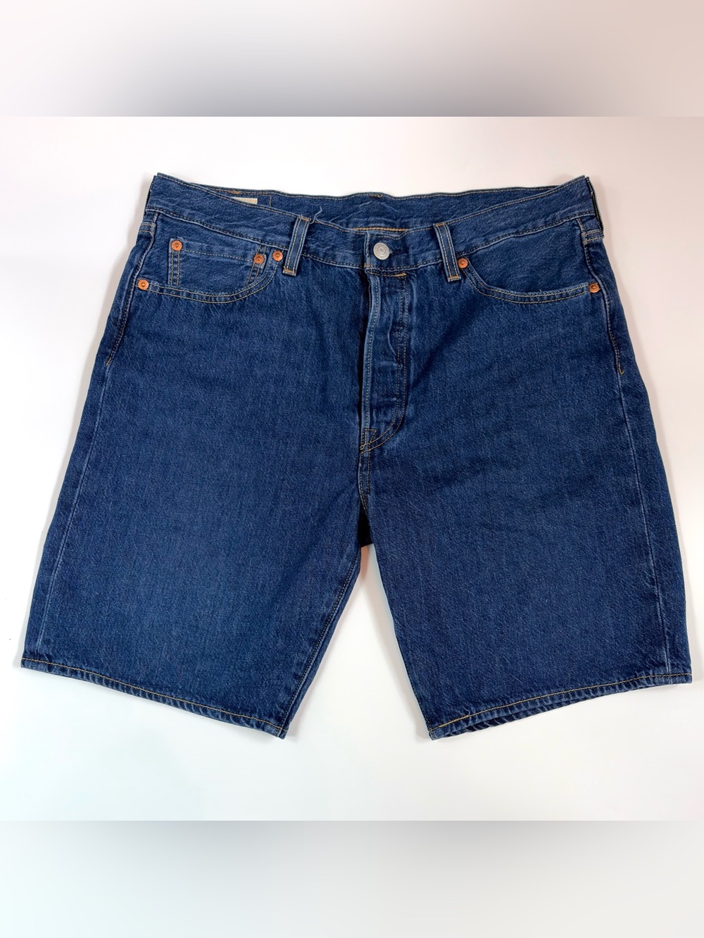 Levi’s 501 Men’s Denim Shorts W33 Button Fly Medium Wash Jean Shorts Classic